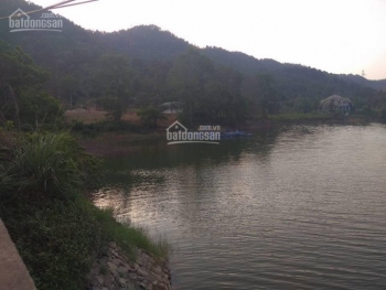 Bán đất khu sinh thái Đồng Đò, Minh Trí, Sóc Sơn: Trên tựa núi, dưới là hồ 1800m2 giá thỏa thuận