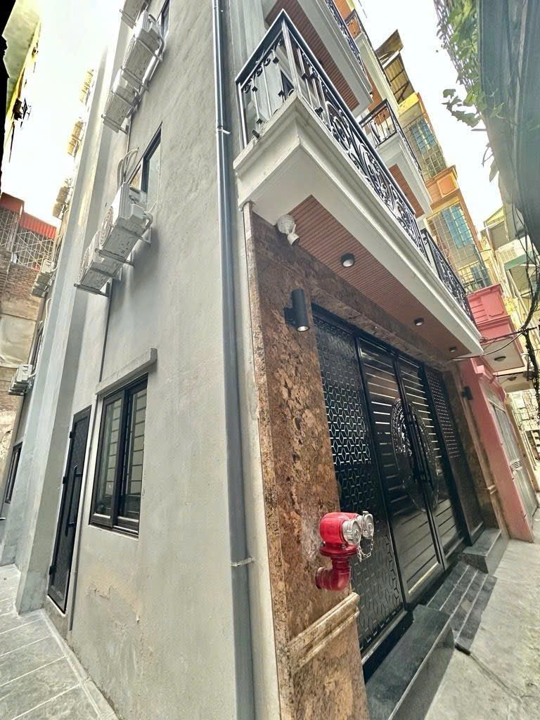 Bán ccmn lương khánh thiện 7 tầng thang máy long lanh gần ô tô hoàng mai