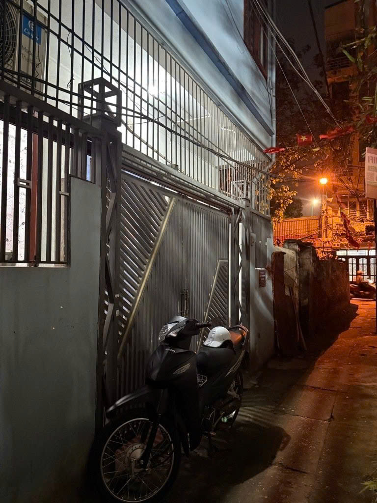 Bán nhà tây trà 3 tầng móng 5 tầng long lanh gần phố hoàng mai